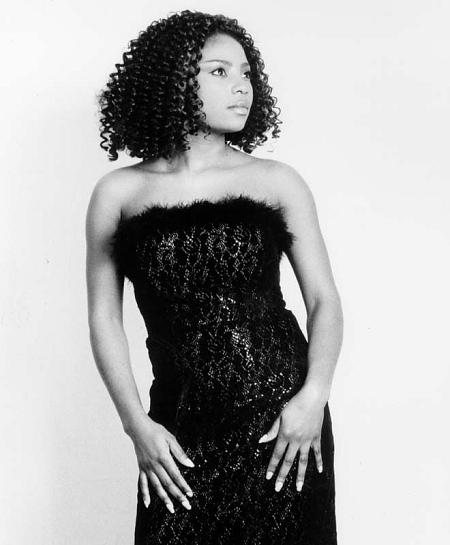 Votedefan11032025Nanah