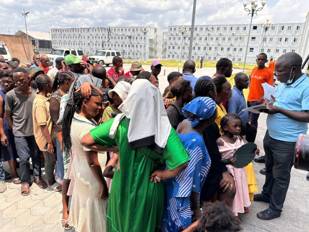 Inondations : les sinistrés pris en charge au stade Tata Raphaël