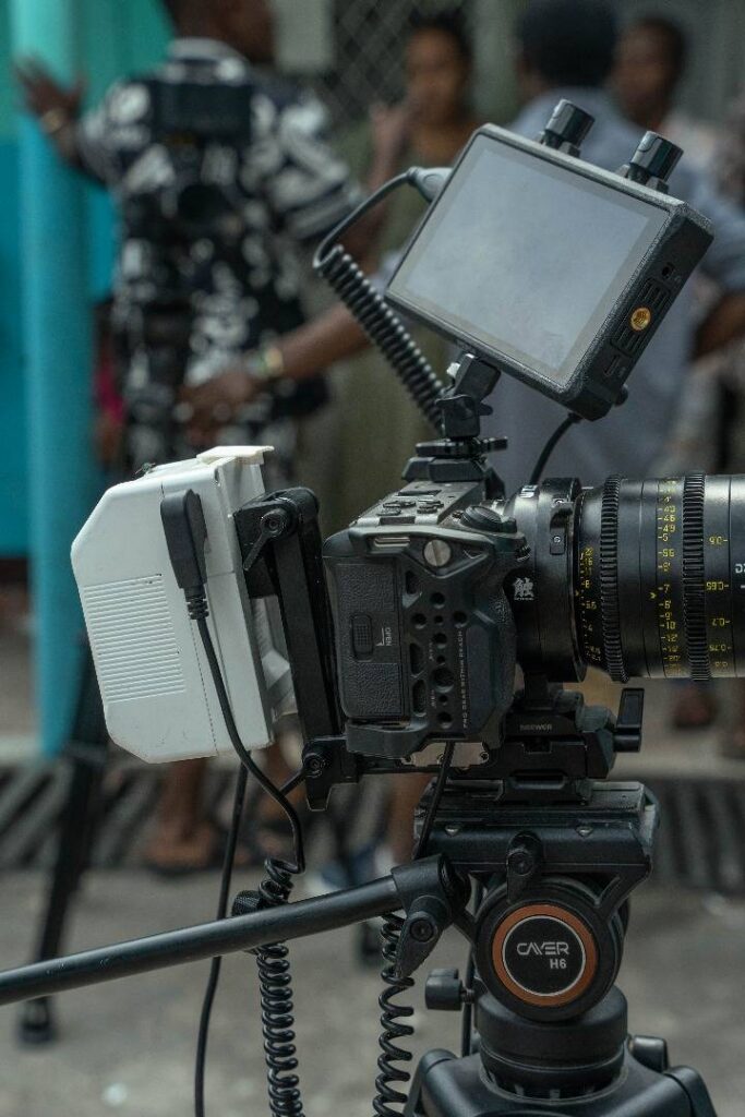 Votedefan 09102025 Tosala 683x1024