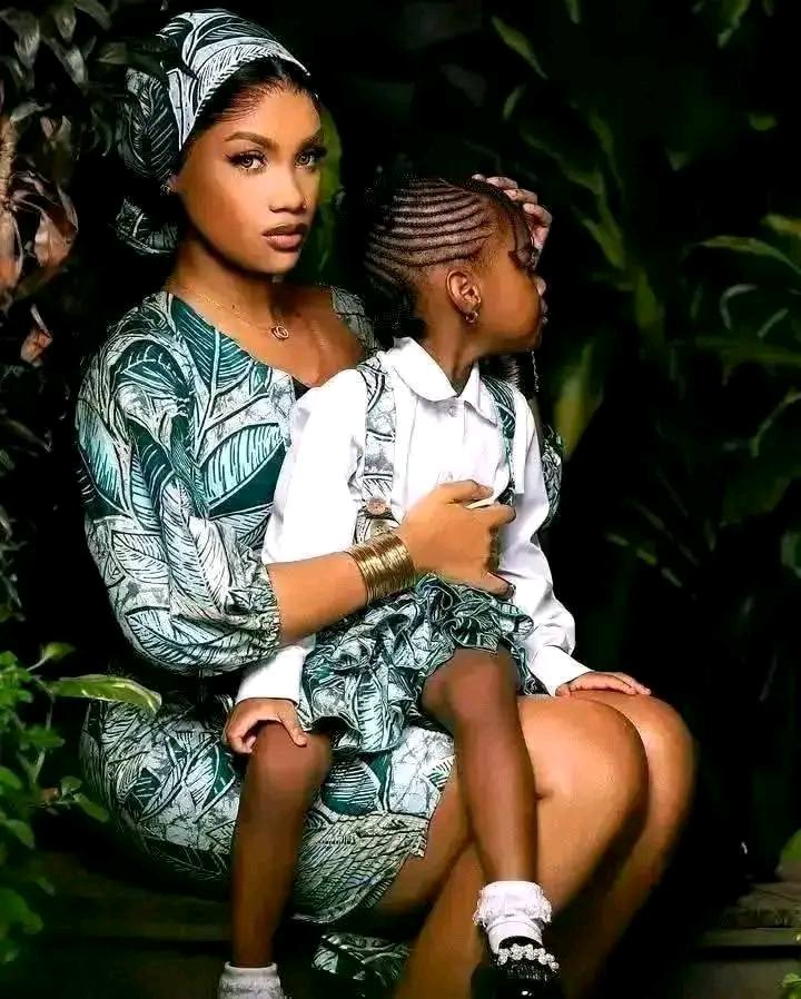 Votedefan 30102025 Rebo