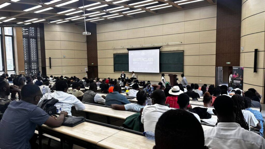 De la Croisette au Fleuve : Kinshasa, Capitale Éphémère du Cinéma Mondial Votedefan 30102025 Cannes A Kinshasa1 1024x576